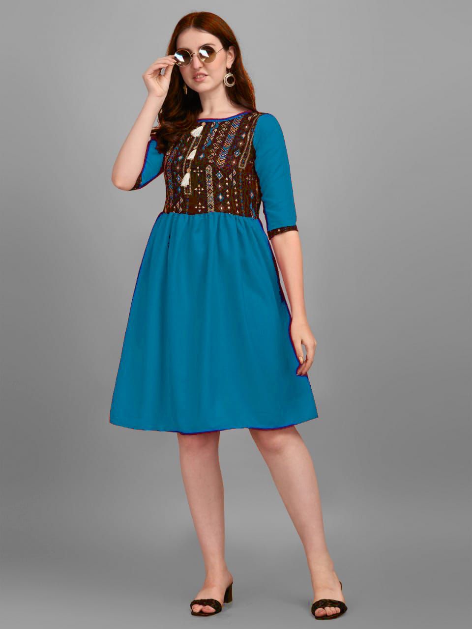 Saachi H 25 Rayon Daily Wear Short Designer Kurti Collection